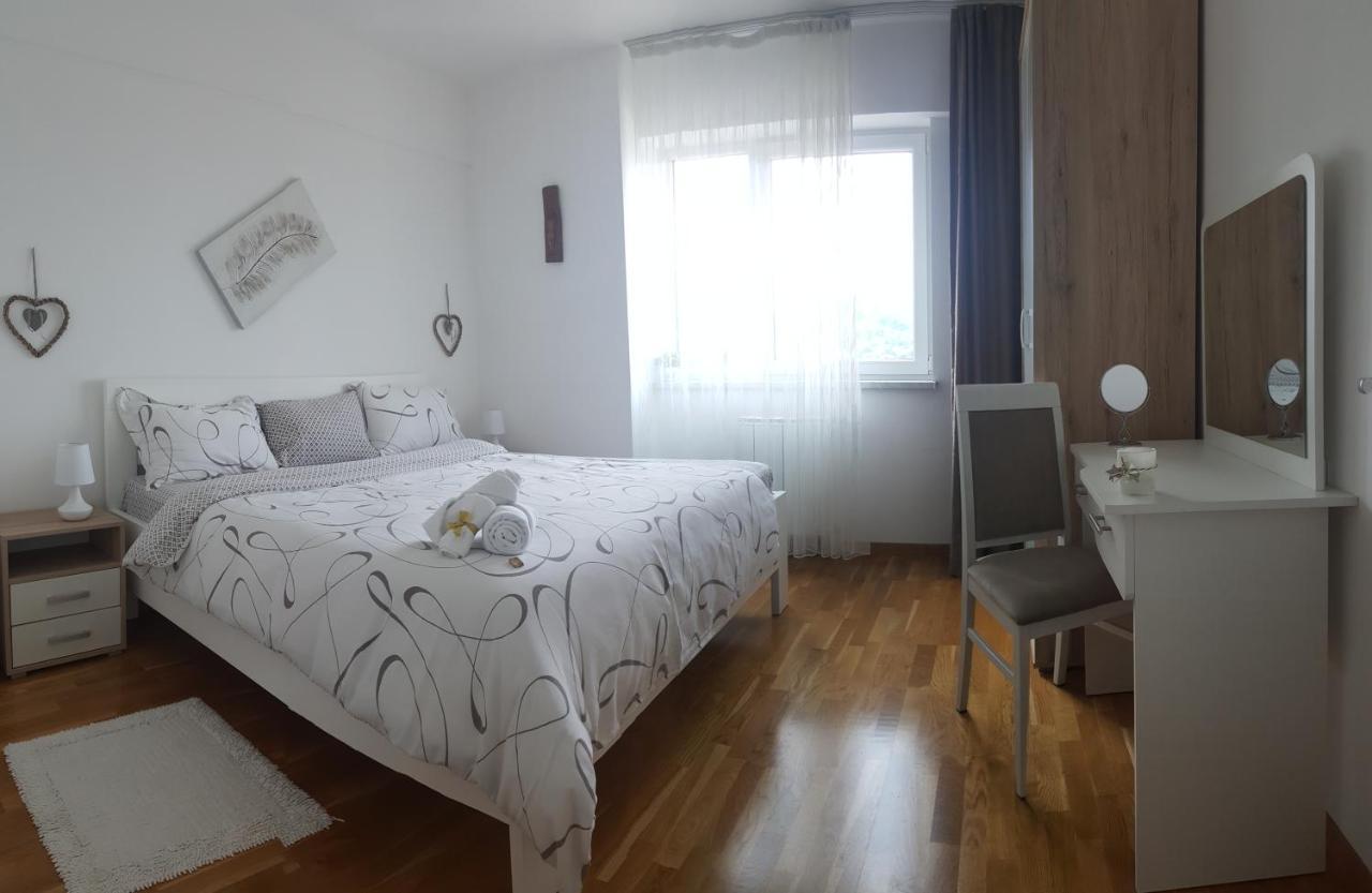 Fantasy Apartment Τούζλα Εξωτερικό φωτογραφία